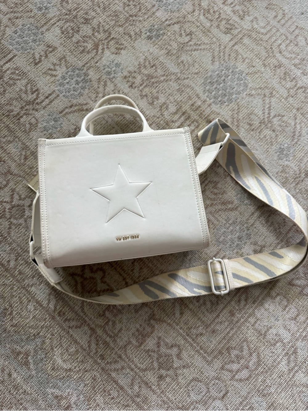Vintage Havana White Star Accent Crossbody Tote